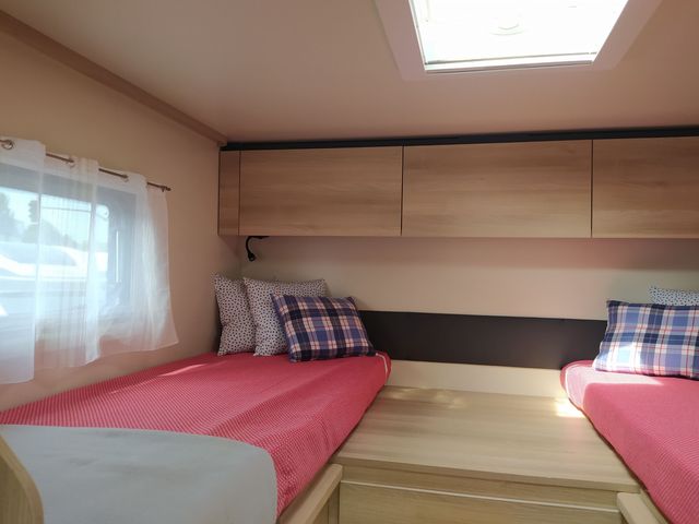 ITINEO PJ700 2024- Gemelas 5 plazas