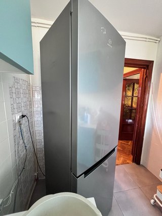 Frigorífico Indesit LI8 FF2I X combi A++