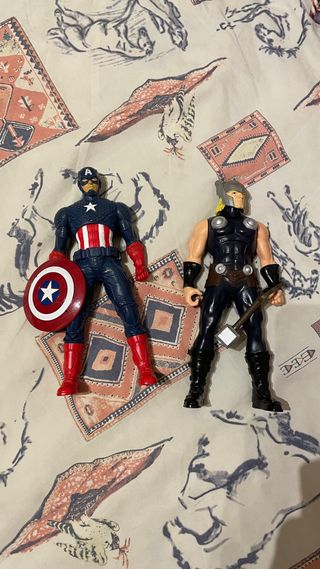 Muñecos marvel grandes