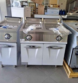 FREIDORA 28 + 28 LITROS CON MUEBLE