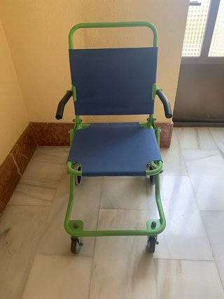 Silla salvaescaleras para personas mayores