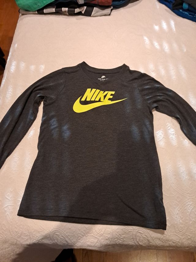 Camiseta nike niño 8-10 años