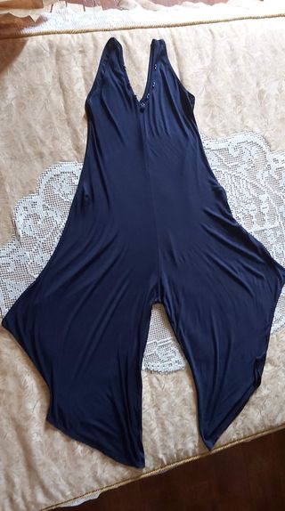 2 Macacões, coral e azul escuro