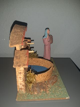 Fuente con figura Oliver para el Belen. Diorama.