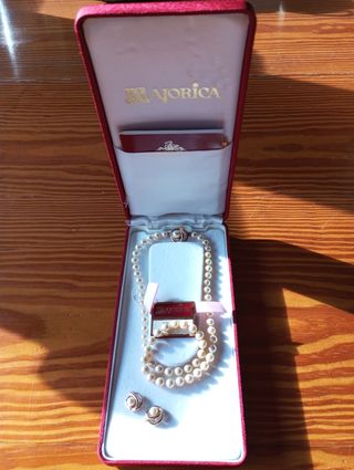 Collar y pendientes Majorica