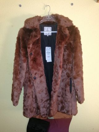 Abrigo pelo marron chocolate Zara