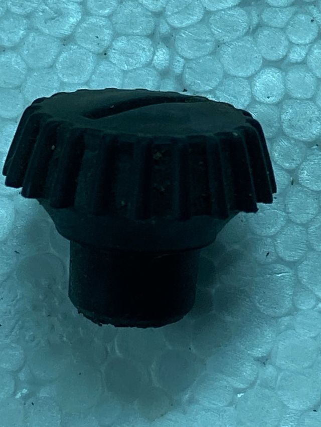 MOBYLLETE TUERCA TAPA HERRAMIENTAS