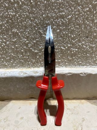 pinza a becco