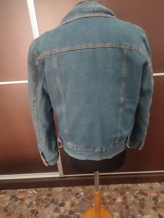 Chaqueta vaquera con guateado interior chica