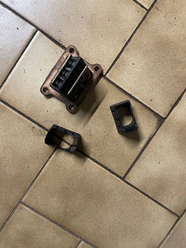 Pacco lamellare derbi gpr 50 2005