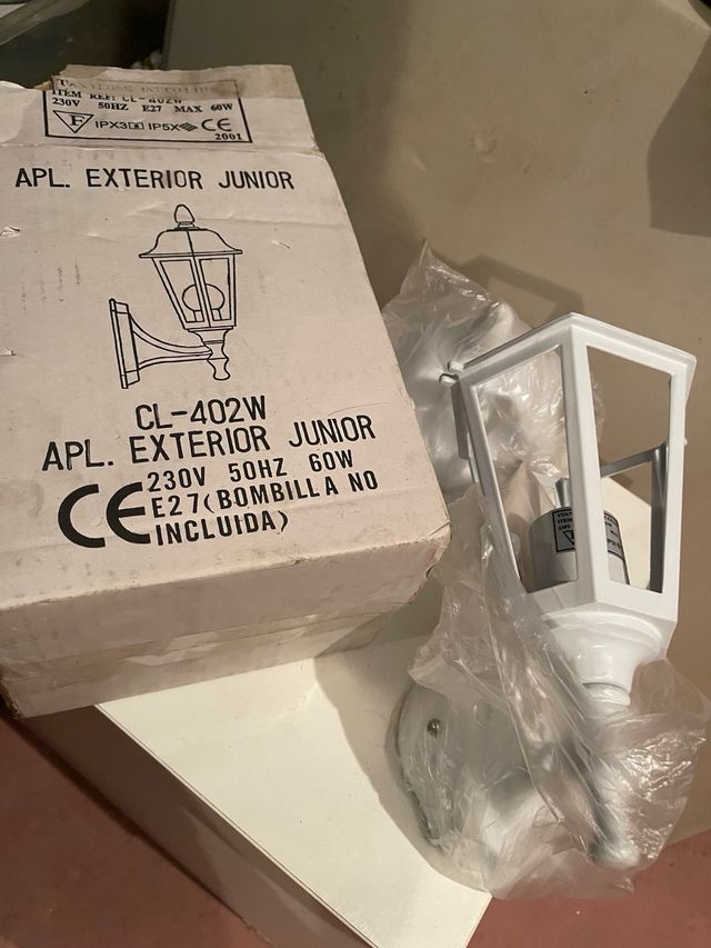 Lampara jardin rustico