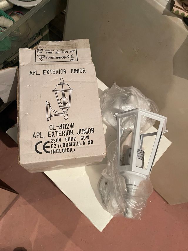 Lampara jardin rustico