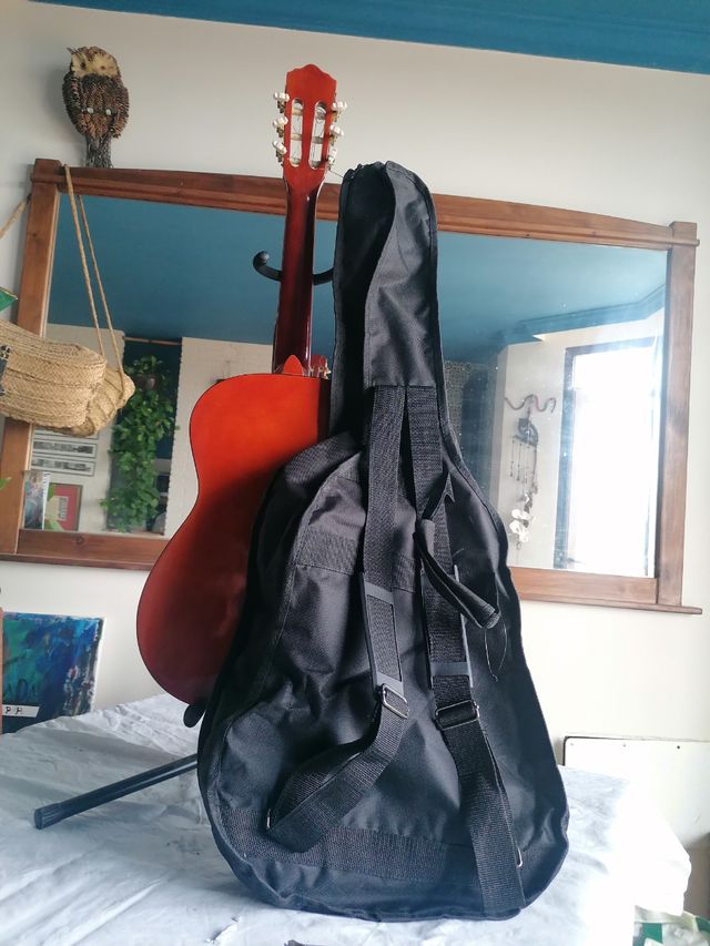 Guitarra Clásica 3/4 para niñ@s + funda mochila.