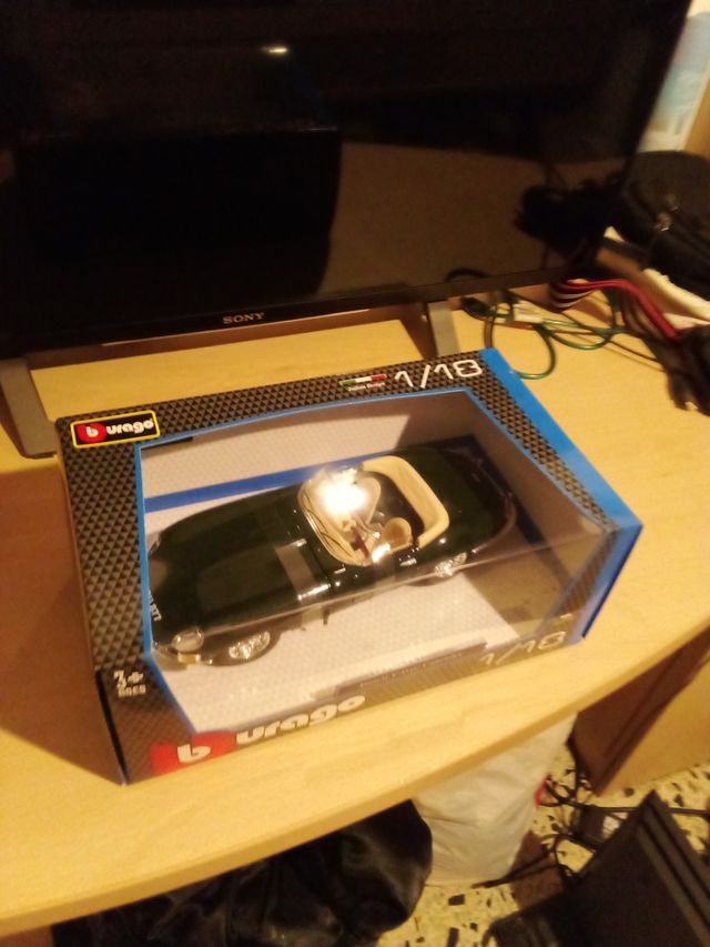 Jaguar e- type cabriolet