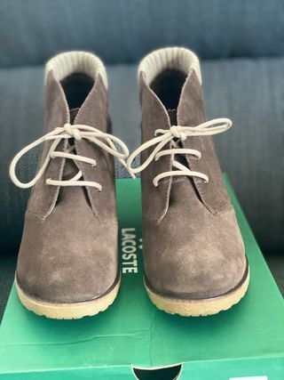 Botines cuña Lacoste