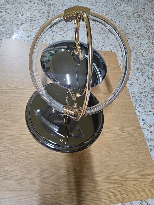 Lámpara de techo antigua