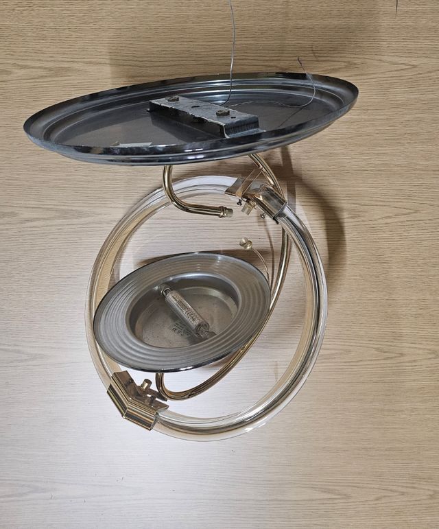 Lámpara de techo antigua