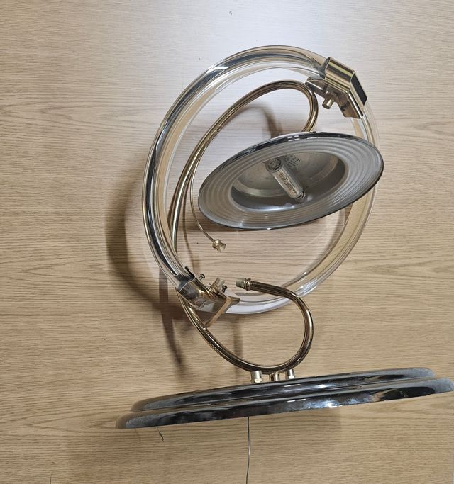 Lámpara de techo antigua