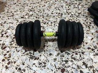 Gimnasio , banco pesas , musculacion , mancuernas
