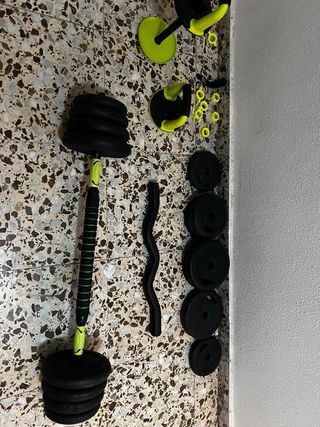 Gimnasio , banco pesas , musculacion , mancuernas