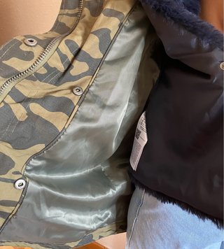 Abrigo militar Guess
