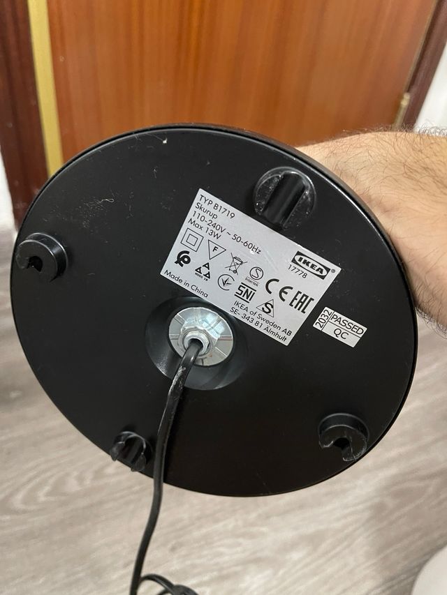 Lampara de mesa aplique IKEA