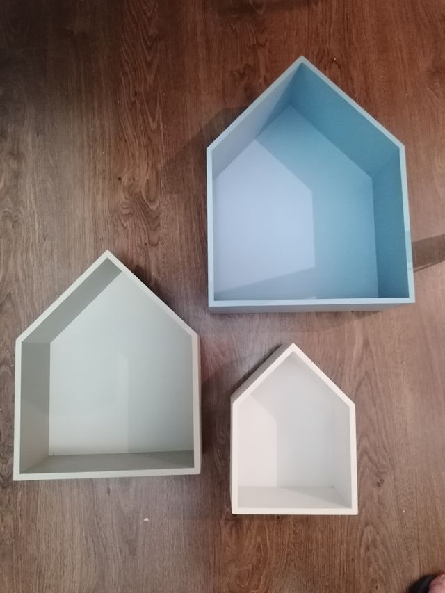 Lote estanterías casitas