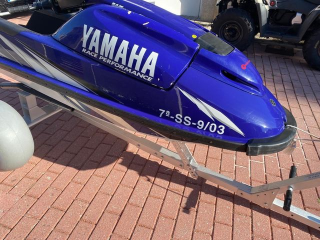 Yamaha jet ski superjet 700 