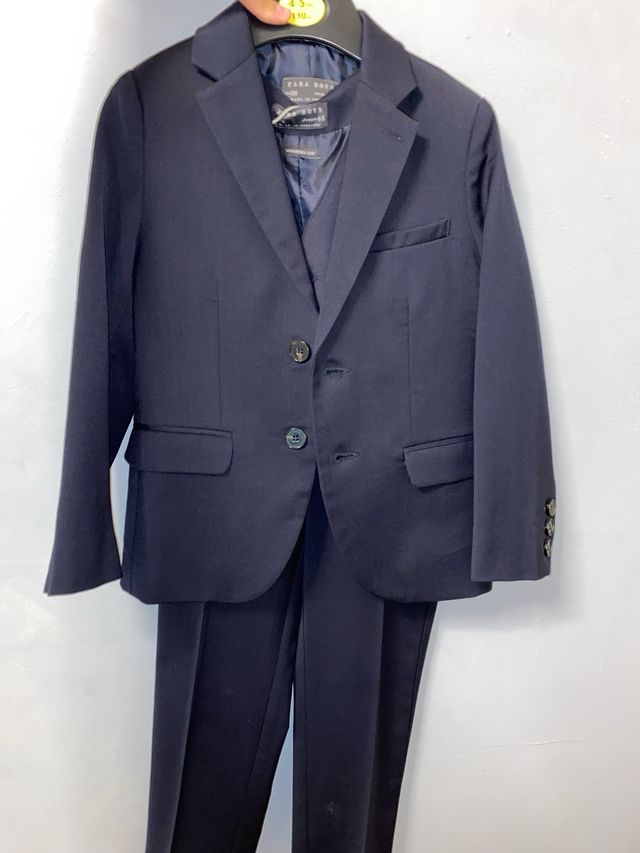 Traje, de niño pequeño