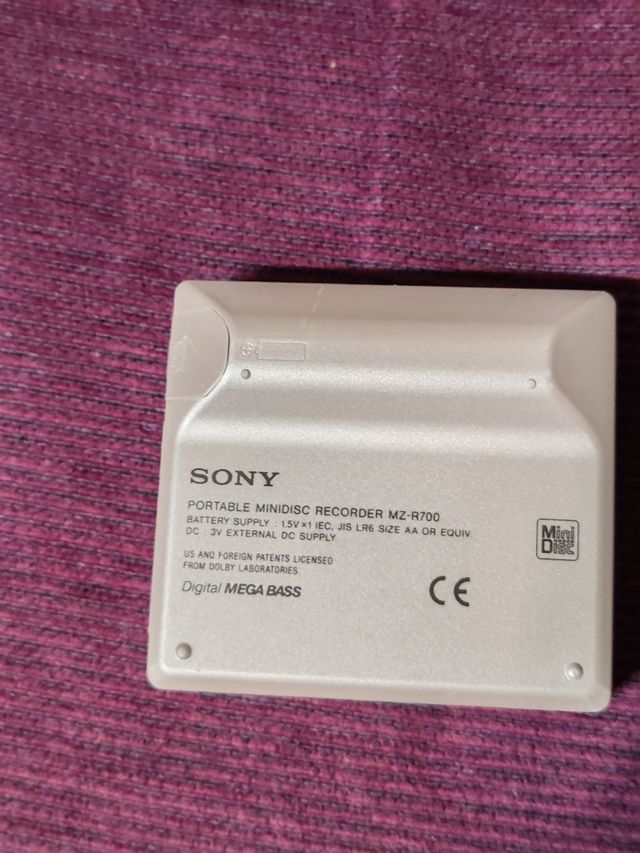 Minidisc Sony MZ-R700