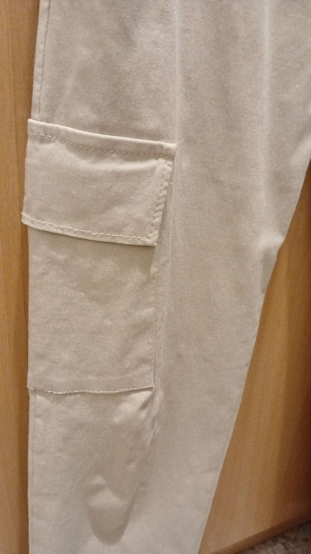 Pantalón cargo