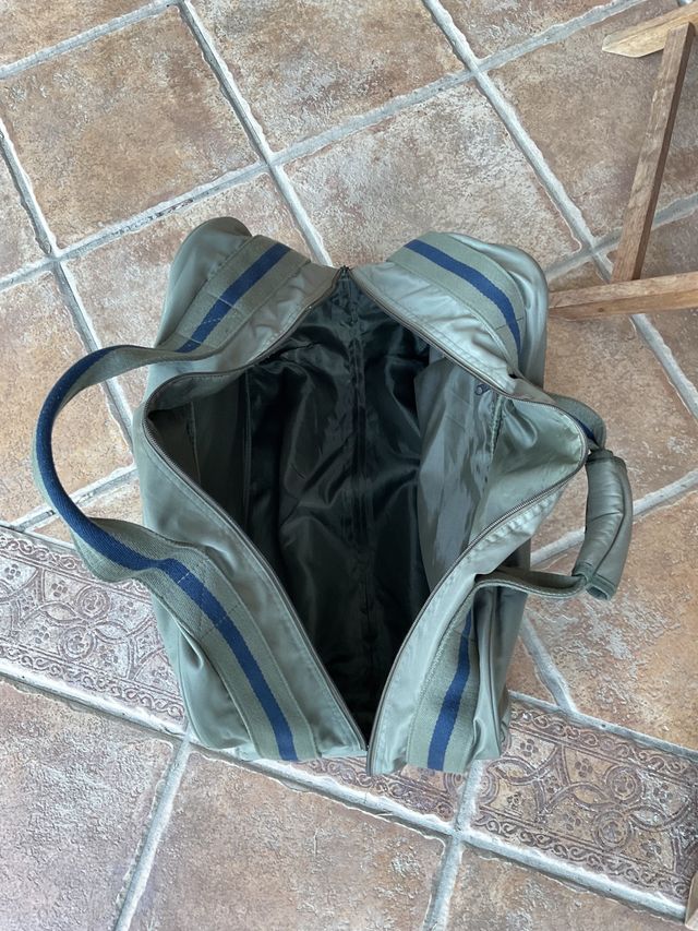 Maleta de viaje con ruedas 