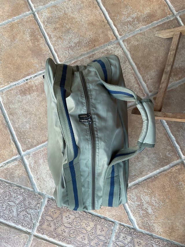 Maleta de viaje con ruedas 