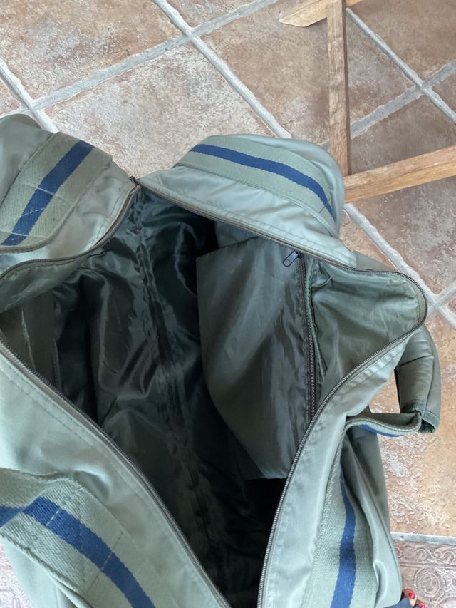 Maleta de viaje con ruedas 