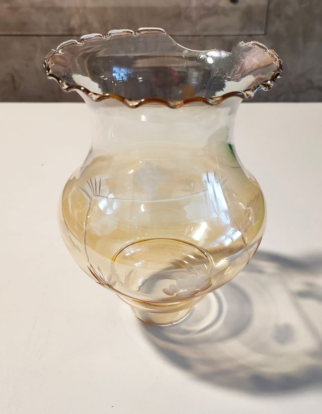 Paralume antico in vetro