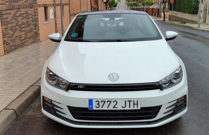 Volkswagen Scirocco 2016 - foto 1