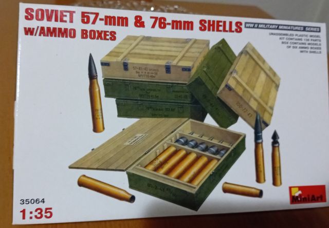 Maqueta T34/76 AFV Club más kit de Municiones.