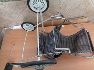 juguete antigua silla de de muñeca llevar muñeco d