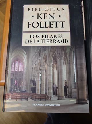 Los pilares de la tierra tomo I y II