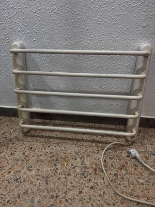 Radiador toallero electrico