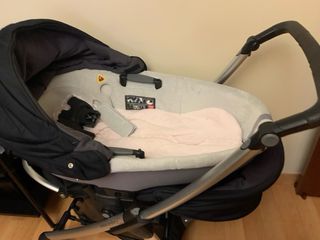 Carrito de bebe BEBE CONFORT y cuna de madera