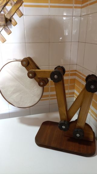 Suporte articulado para aro de bordar