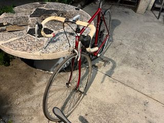 Bicicleta clásica de carreras Peugeot