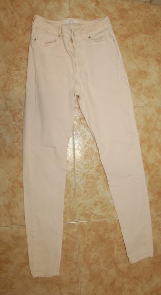 Pantalón chica..Mango