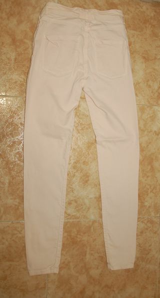 Pantalón chica..Mango