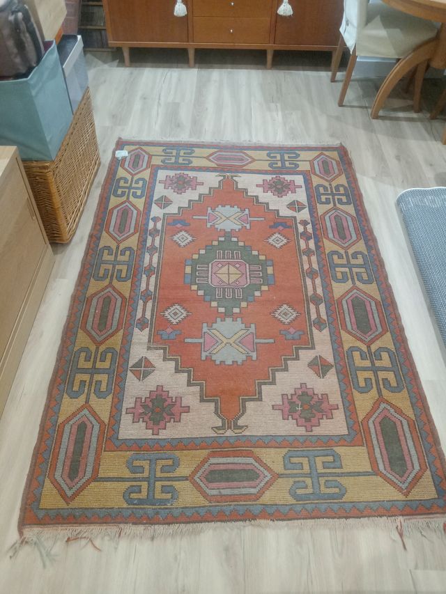 SE VENDE ALFOMBRA PERSA