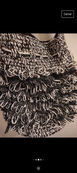 Bolso rafia blanco y negro