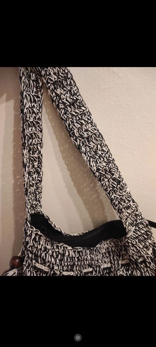 Bolso rafia blanco y negro