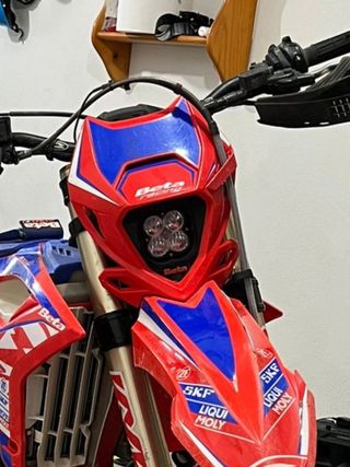 Faro foco LED Beta 2025