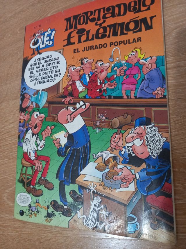 El Jurado Popular (Olé! Mortadelo 133) (Bruguera Clásica) (Spanish Edition)